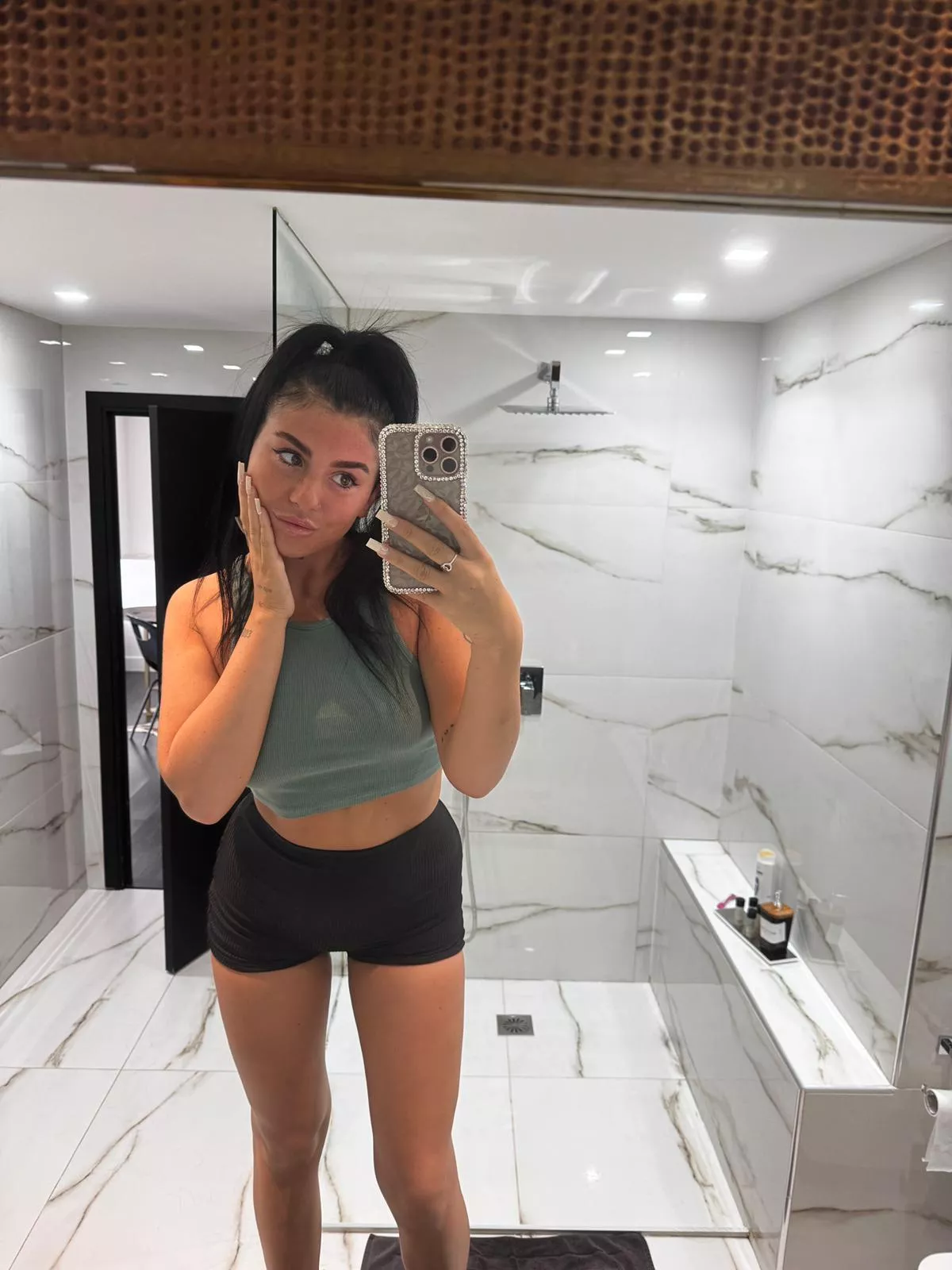 Do you think this outfit suits me? posted by Novalee_Allen