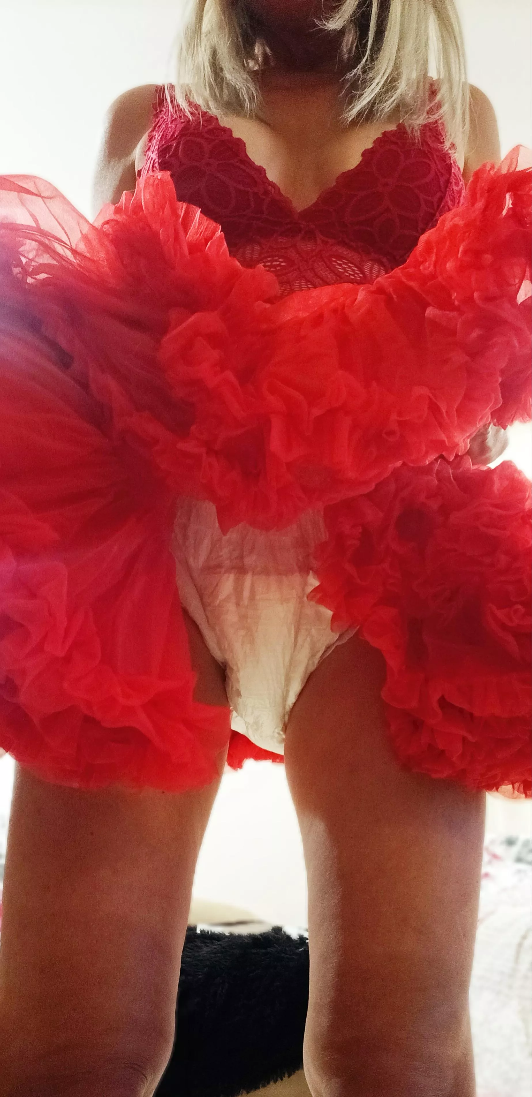 Getting ready for party, come with me! posted by froilen08