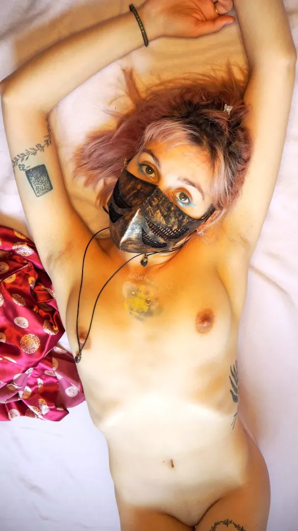 Good morning guys, I've been in the mood for cuddling this whole morning, wanna join me? ^-^ by MalBeehave