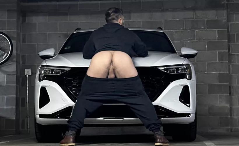 Happy Friday (31) by nudebromn92