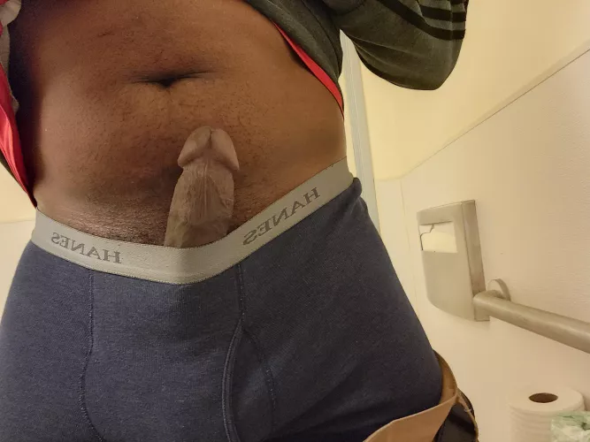 Happy Friday to all you bulging mofo.Stay hard and swollen.  by Wise_Routine_51