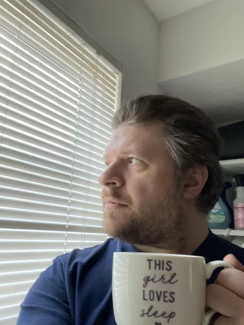 Hello from the South. 👋🏻😄 by GipsSuonimo