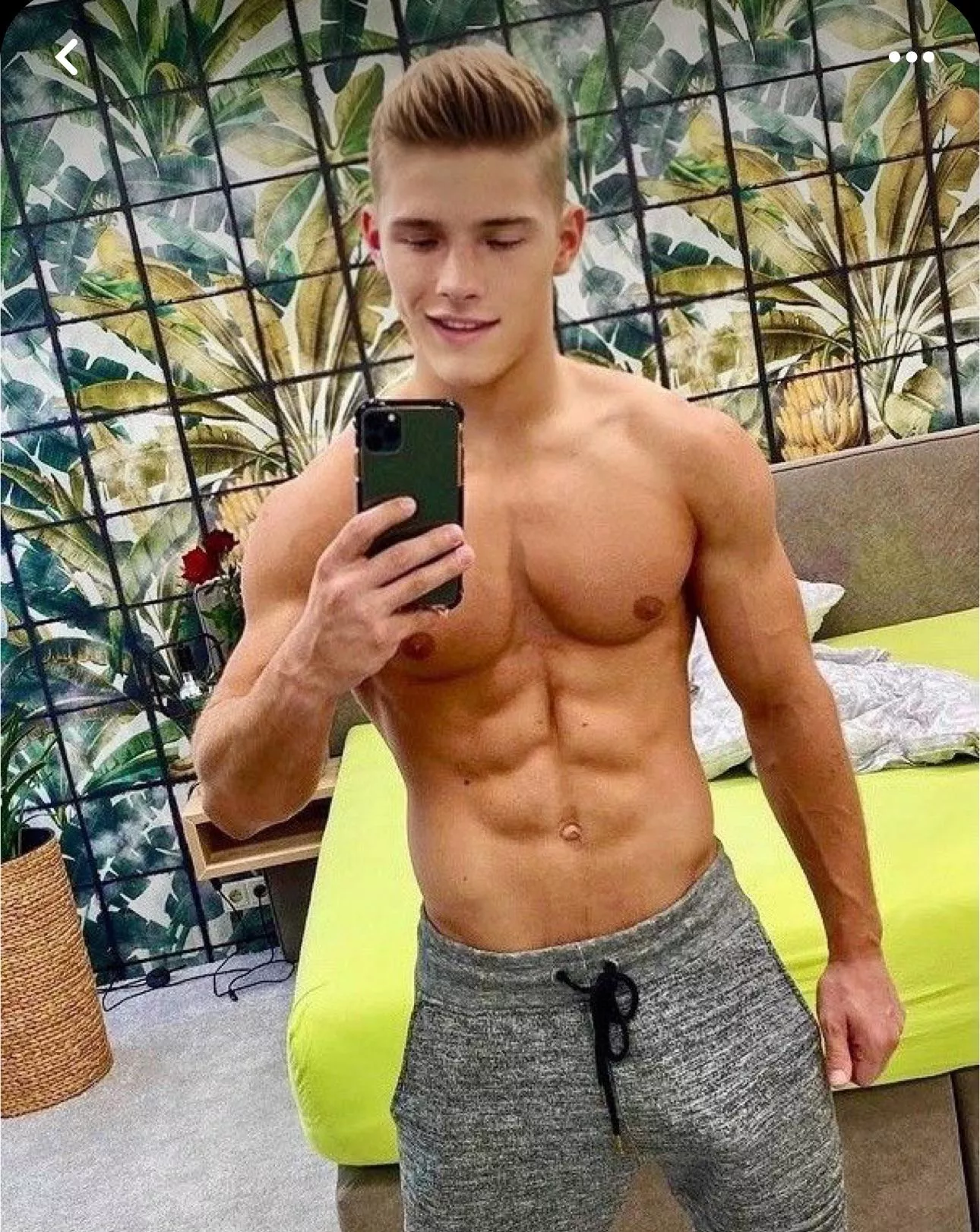 How big is it?? posted by AlpsHot6794