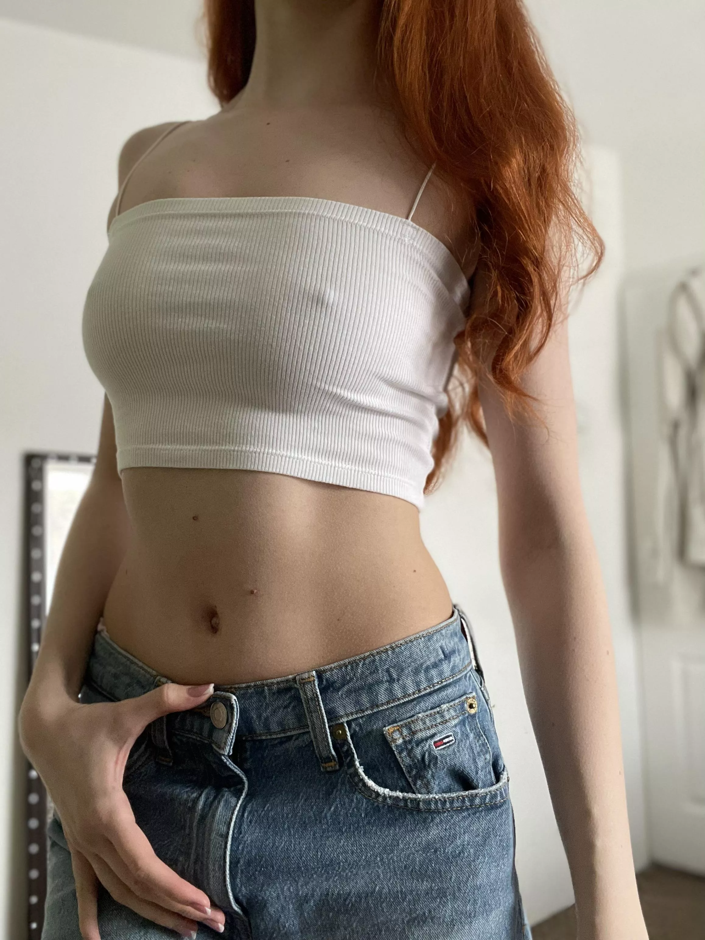 I love showing off my perky tits posted by long-legzzz