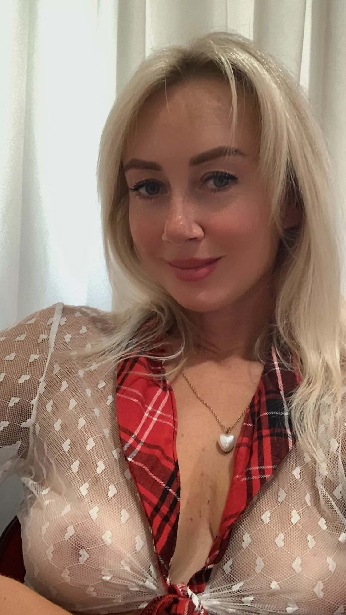 I turn 42 tomorrow… would u still hit it? posted by AdventurouslyAnxio