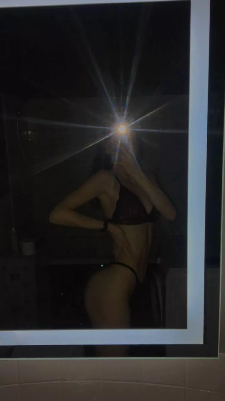 I'm not the hottest... but all natural :) posted by ImpressiveAnkl