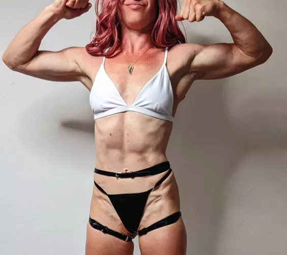 Look at the shape by powerfulzoyaxxx