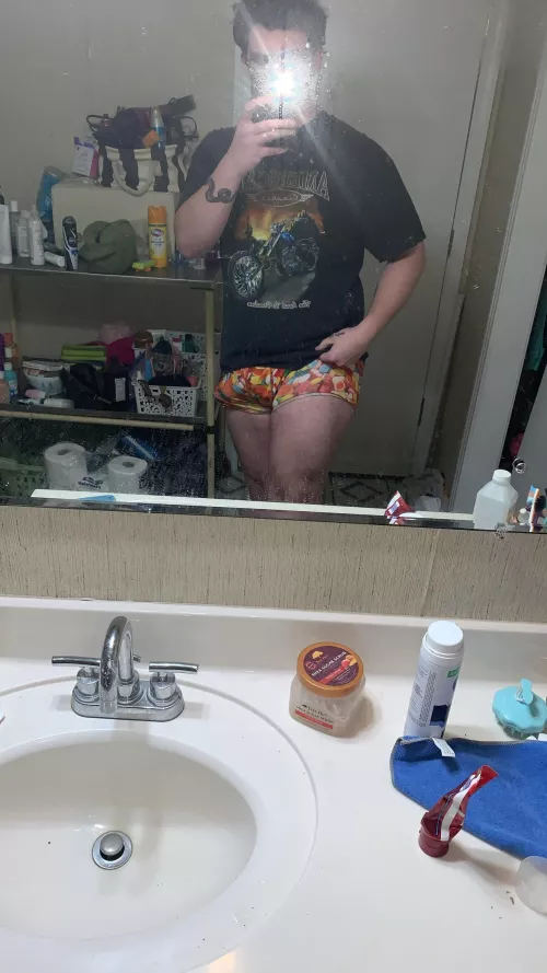 Love leg posing✨ by Affectionate-Car6231