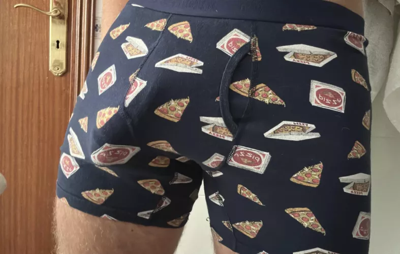 Love showing off my bulge 19M by Responsible_Soft_243