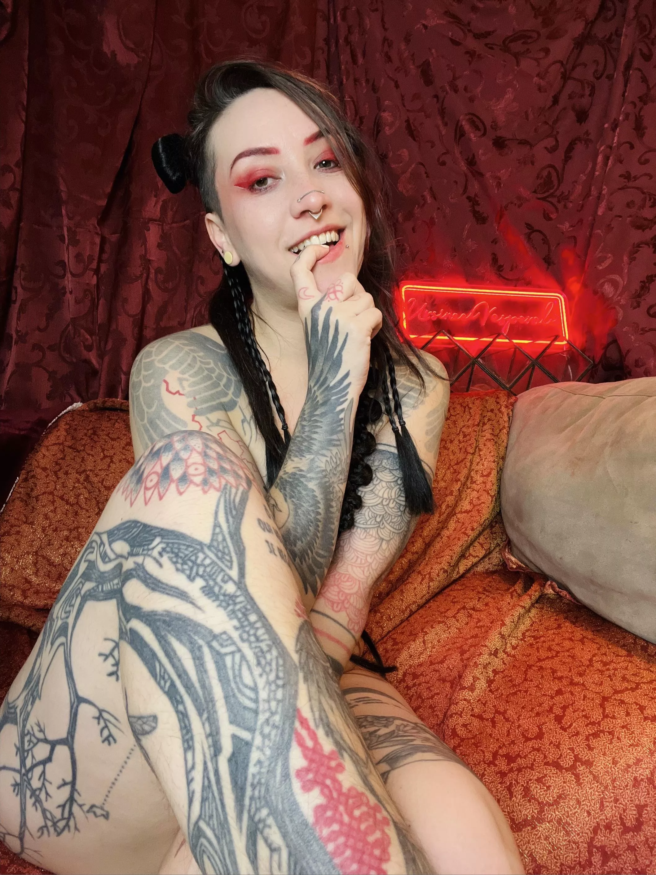 post Valentine [NB] posted by UrsinaeVespera