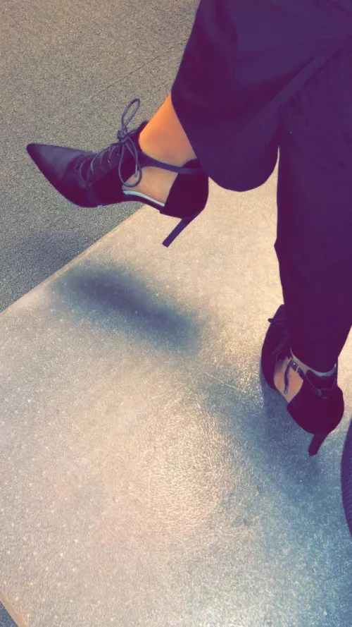 Random heel picture, but normally open toes to not cover pretty feet by Huffdizzle86