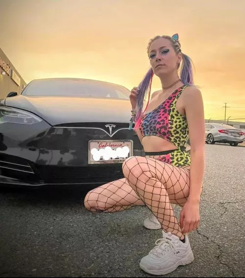 Ru keeping me or the whip? by nek0_wave