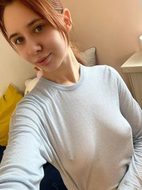 There's no need for a bra by Dasharkiss_real