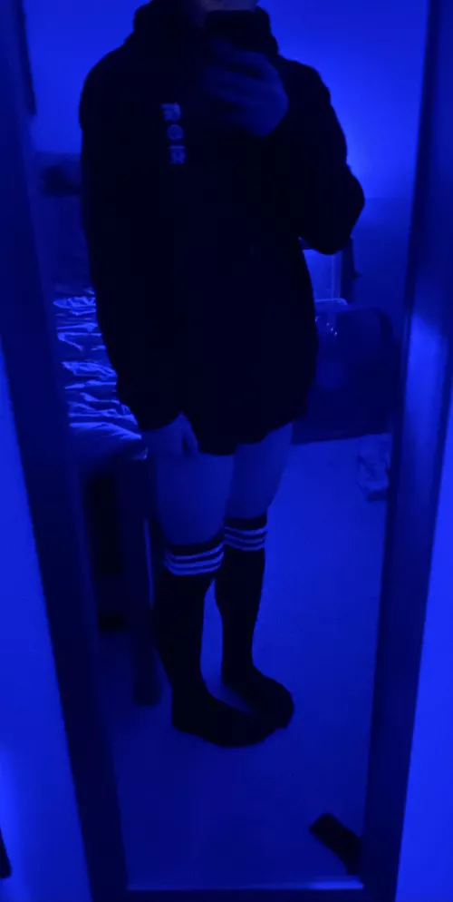 They a lil sqwimchy by Maleficent_Tank2401