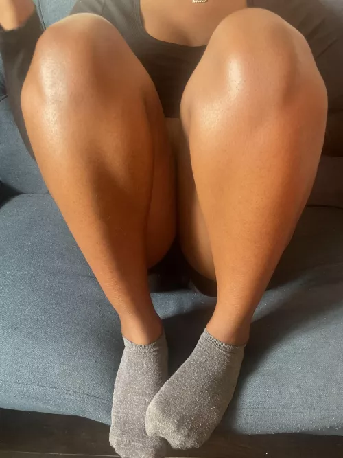 Wanna kiss my feet, just ask ;) by Monique_Madison