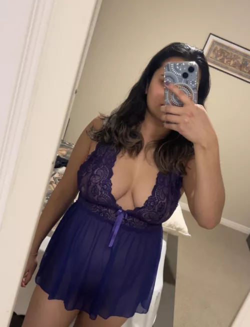 What if I showed up to a date wearing just this? ;) by sapphicsnacc13