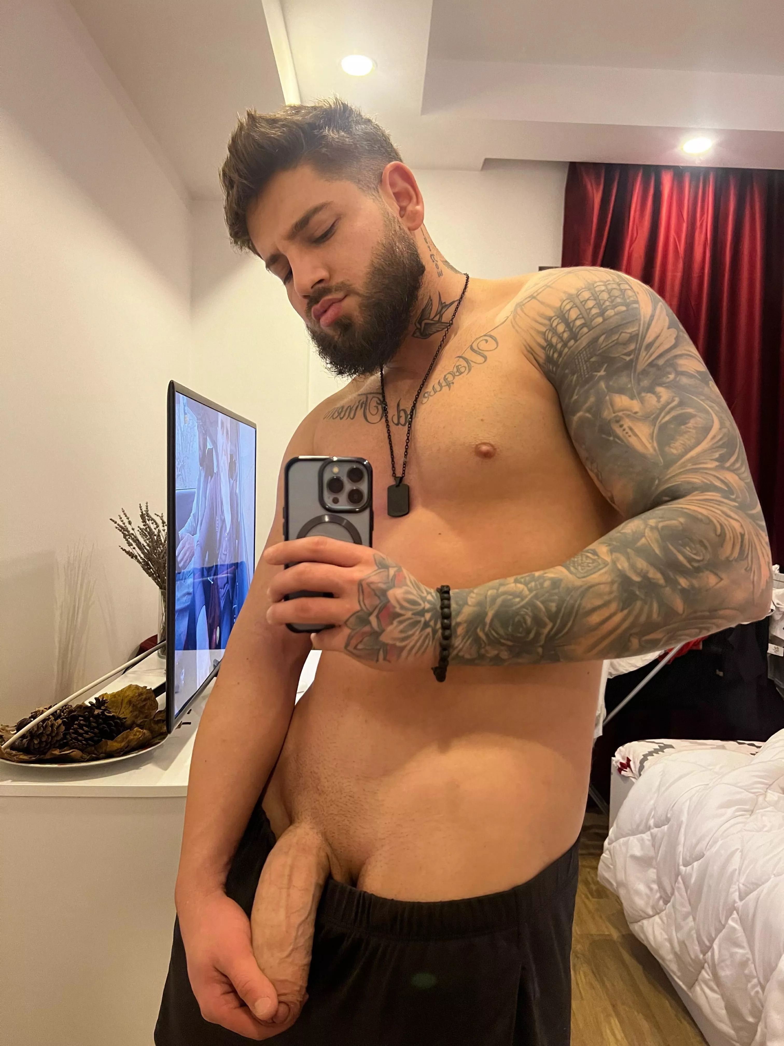 What s the first thought that comes to your mind? Be truthful… posted by liamreed00