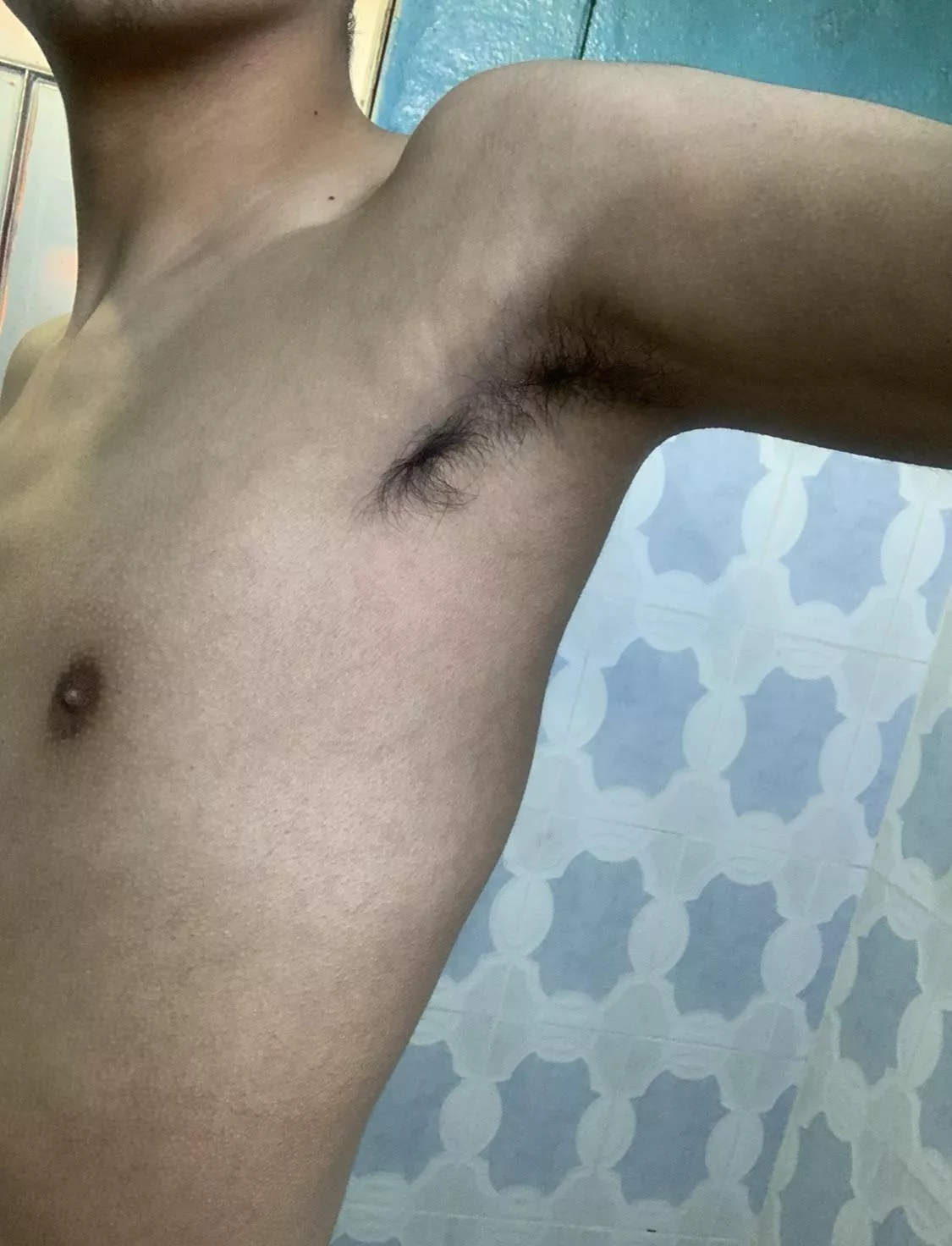 [19] years do you like ?😈❤️‍🔥👄 posted by kiriii_ku