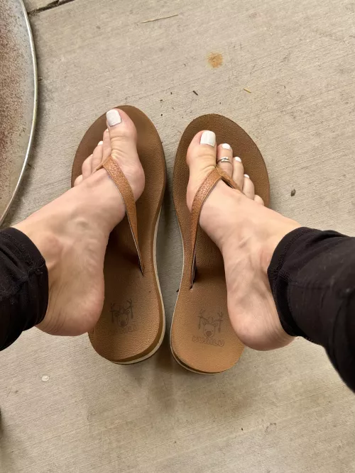 At the coffee shop… would these relaxed arches catch your eye? by SooSoft_ButFirm