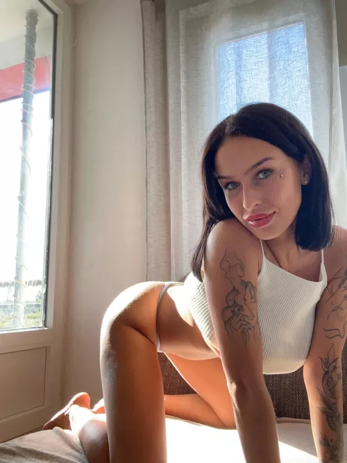 Bend me over the couch and fuck me [wbo oc] by mrobyns