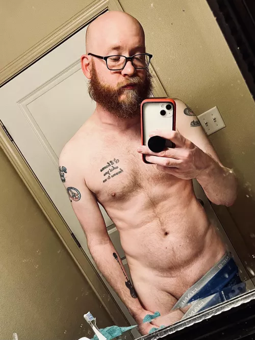 Bout to shower. Wanna join? by thepinkpandemix