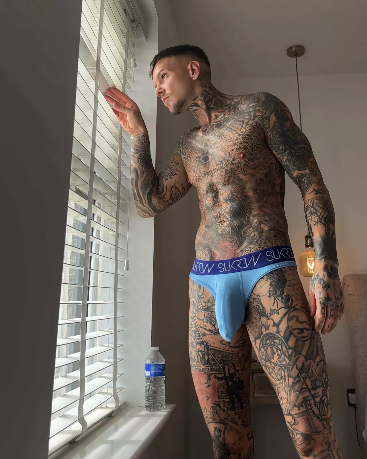 can you see my shlong? posted by Worried-Definition65