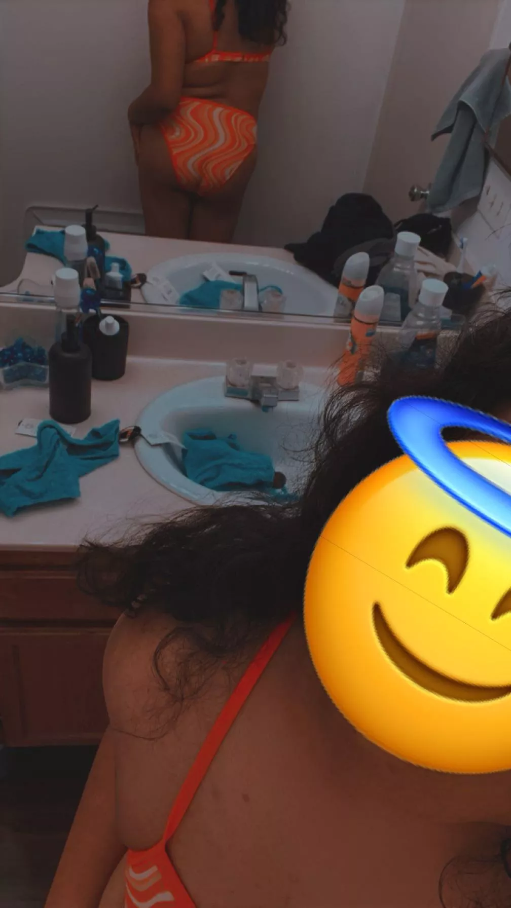 can’t wait to go to the beachhh posted by H0neylunita