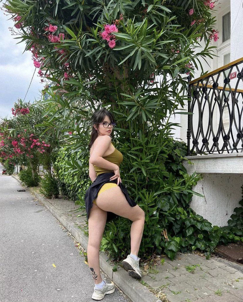 Contemplating giving up my legs and turning back into a mermaid posted by Charlie_Lewis_