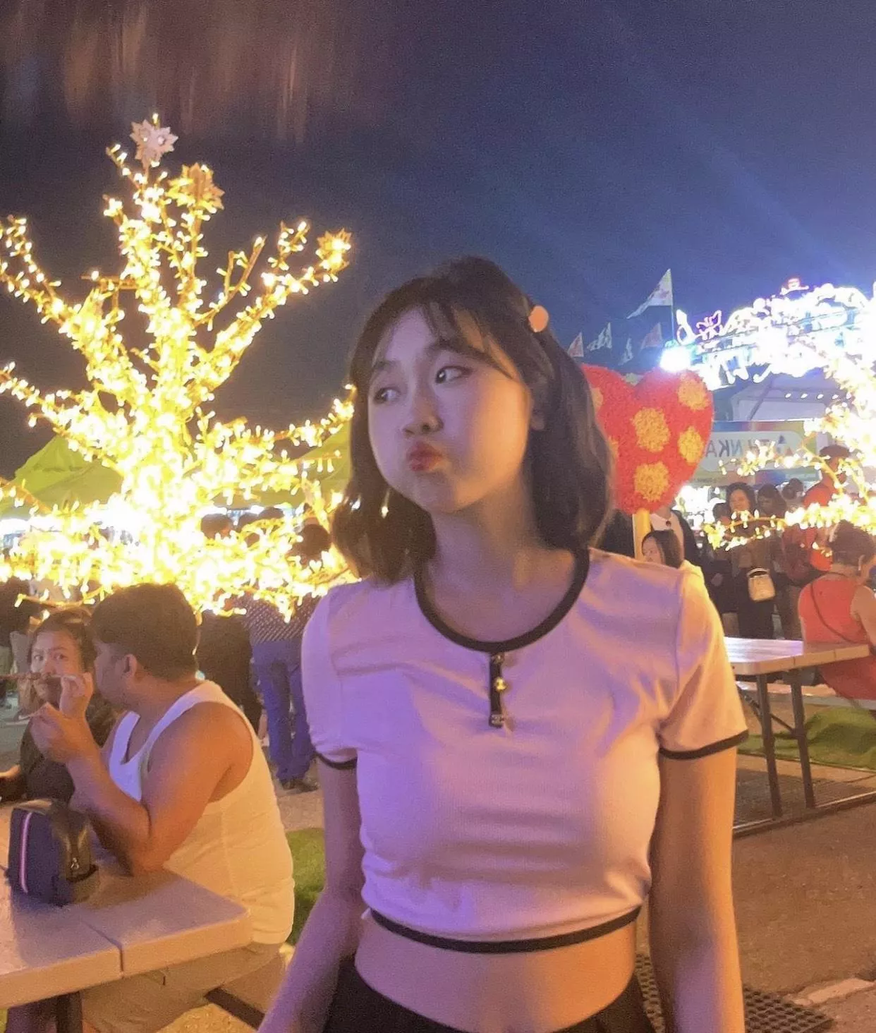 cute girl posted by VillageExotic2563