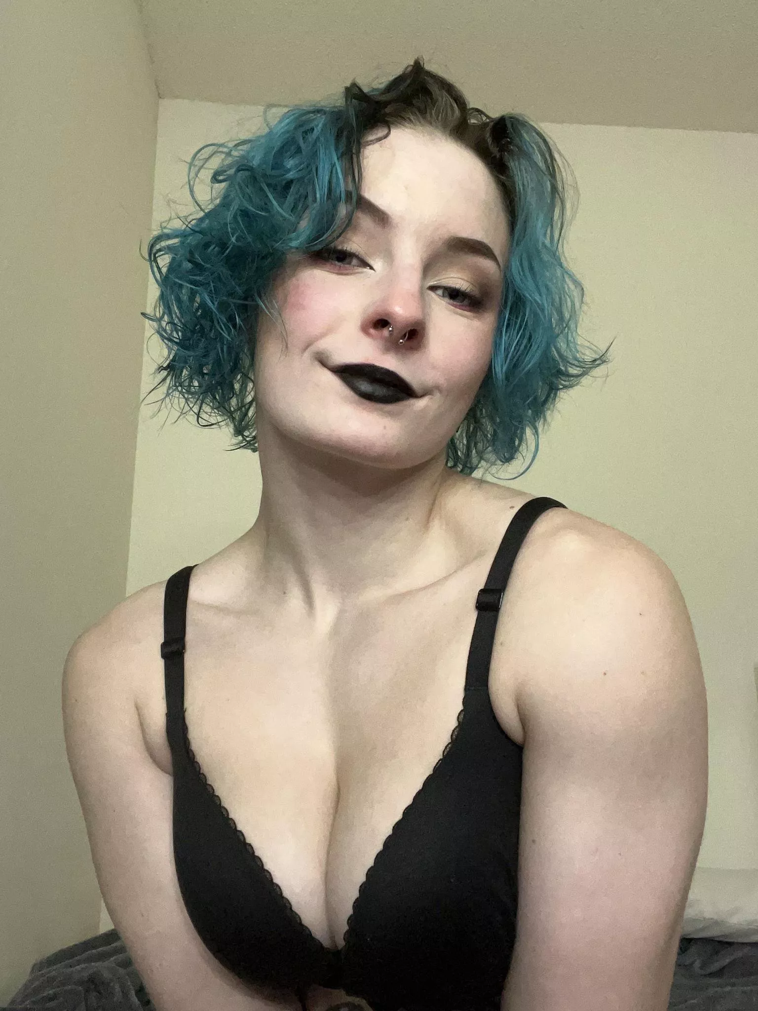 Did you look at my lips or tits first posted by OdElkz