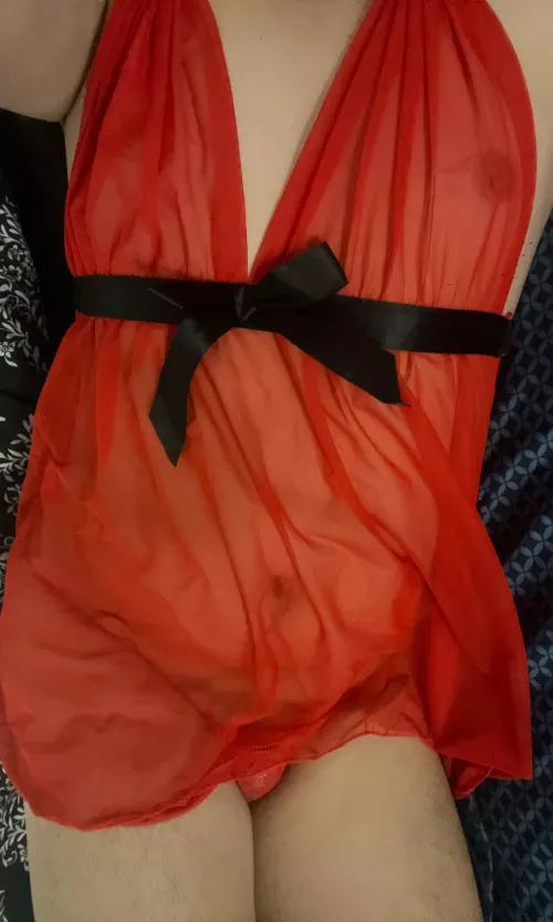 Feeling sexy in red by WastedBoi123