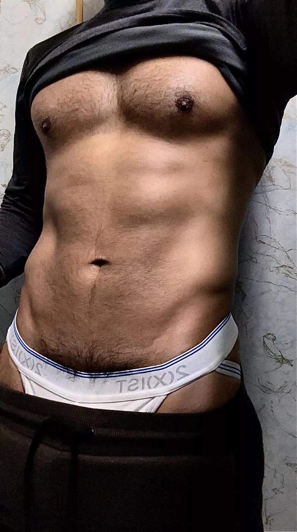 Feeling sticky  posted by jluis2024