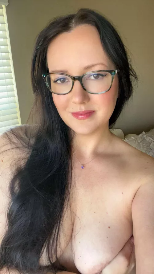 Give me a hand?  by Swift_jennis8