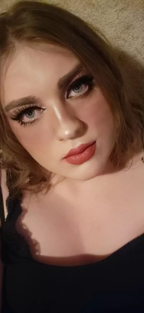 Good morning everyone 😋 by roxystoch