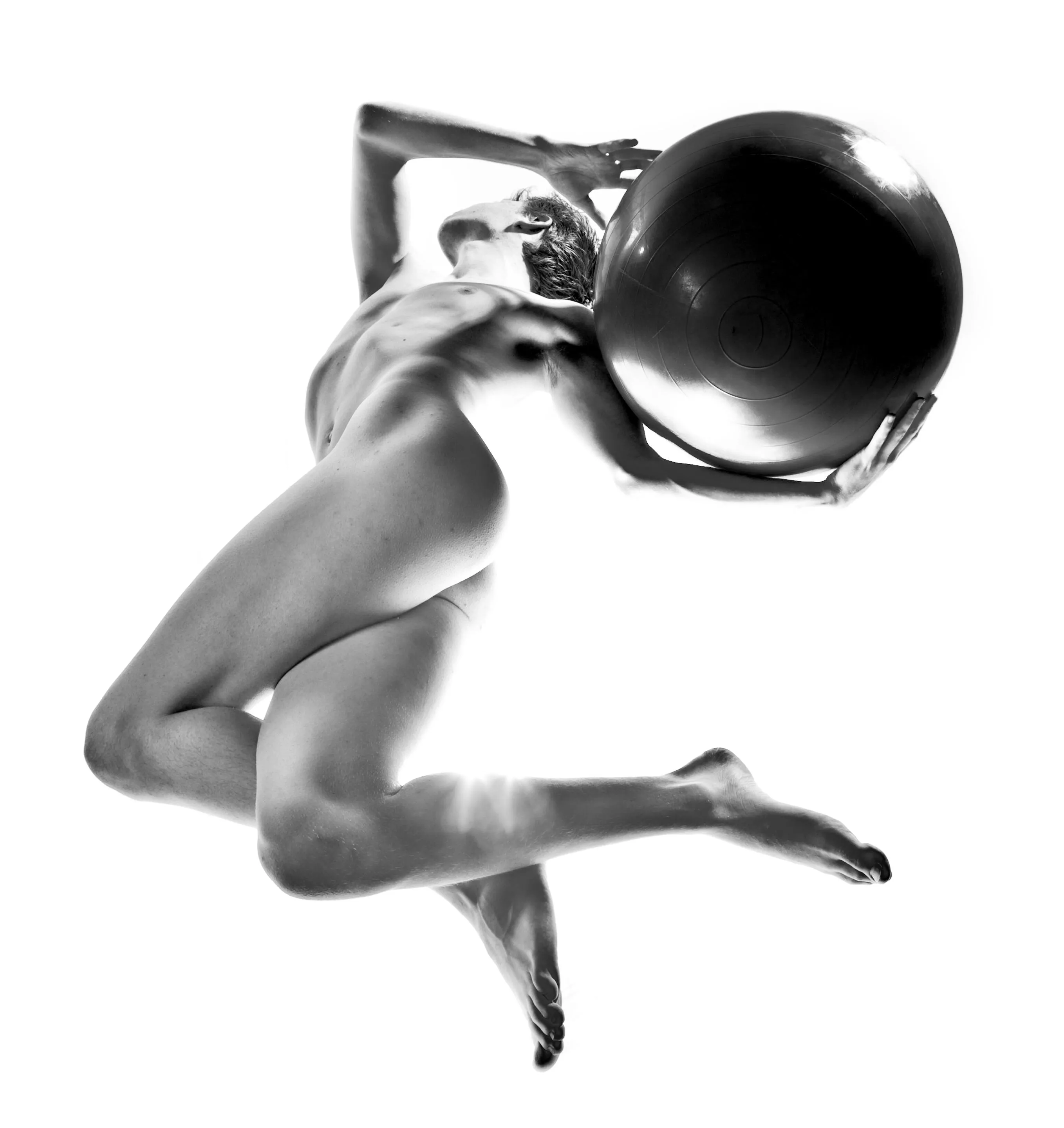 I used to do a lot of modeling for local Photographers. This is one of my favorite shots. posted by Feral_Barefoot