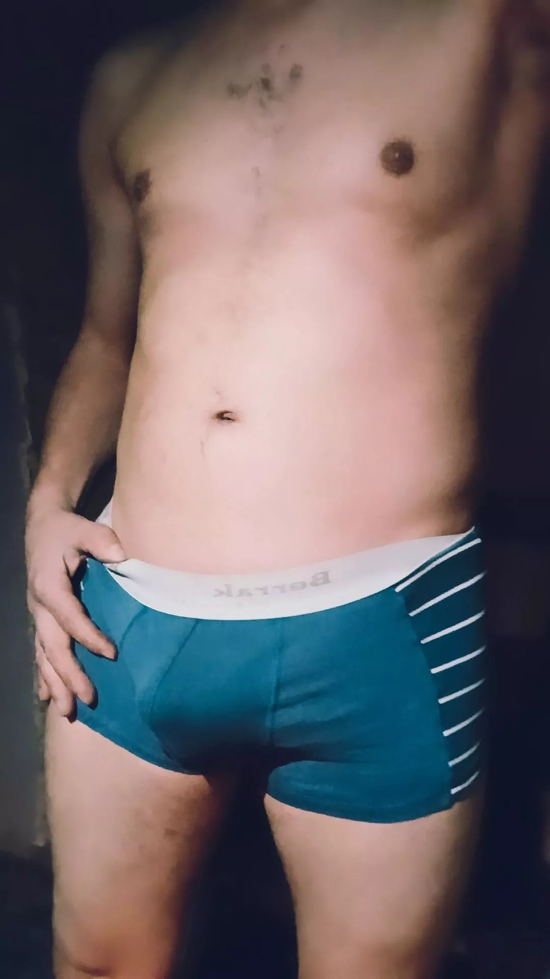 It seems a little boring posted by mert3914