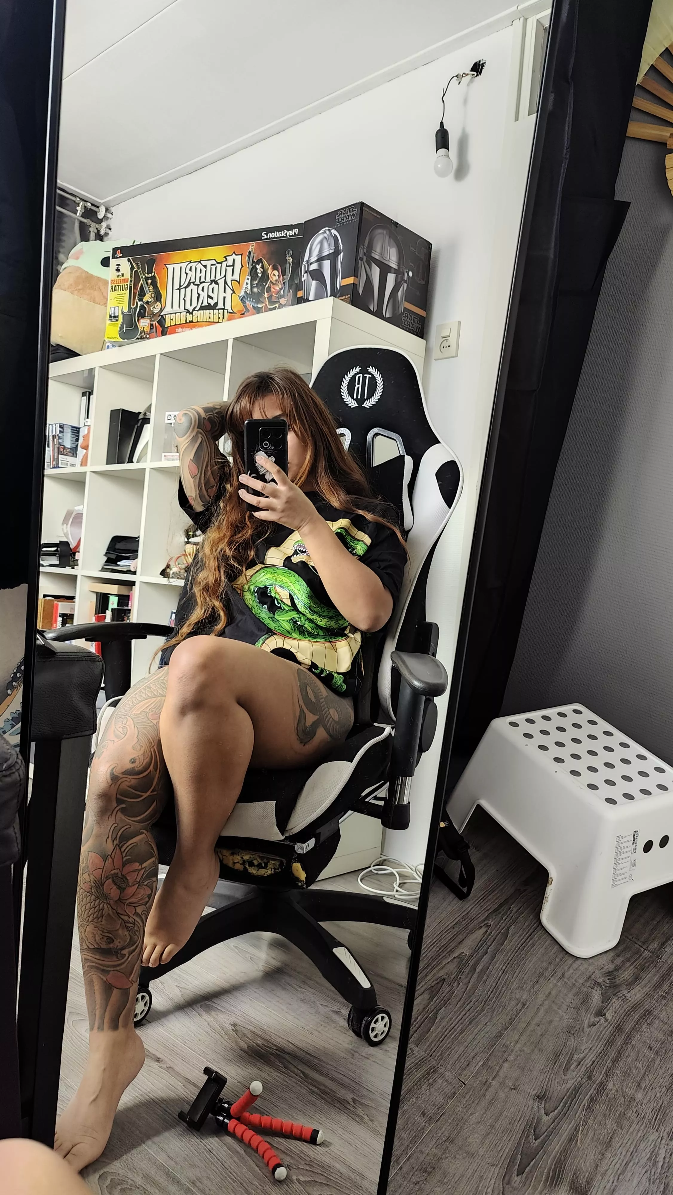 Need more tattoos on my other leg posted by sshayk47
