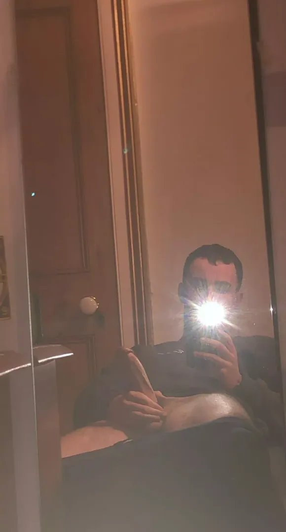 Need my 19yr old dick sucking, any volunteers?👀 posted by jaxoncameron