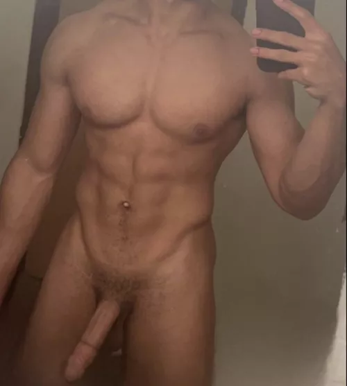 Need someone to send pics like this too by monmake112