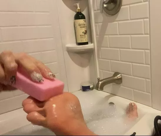 Scrub a dub dub posted by BestOFCeleste24