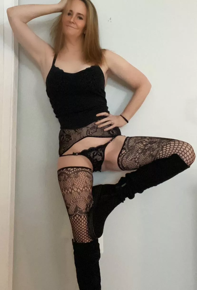 Sexy-maybe, In boots-always posted by LadyLongToes686