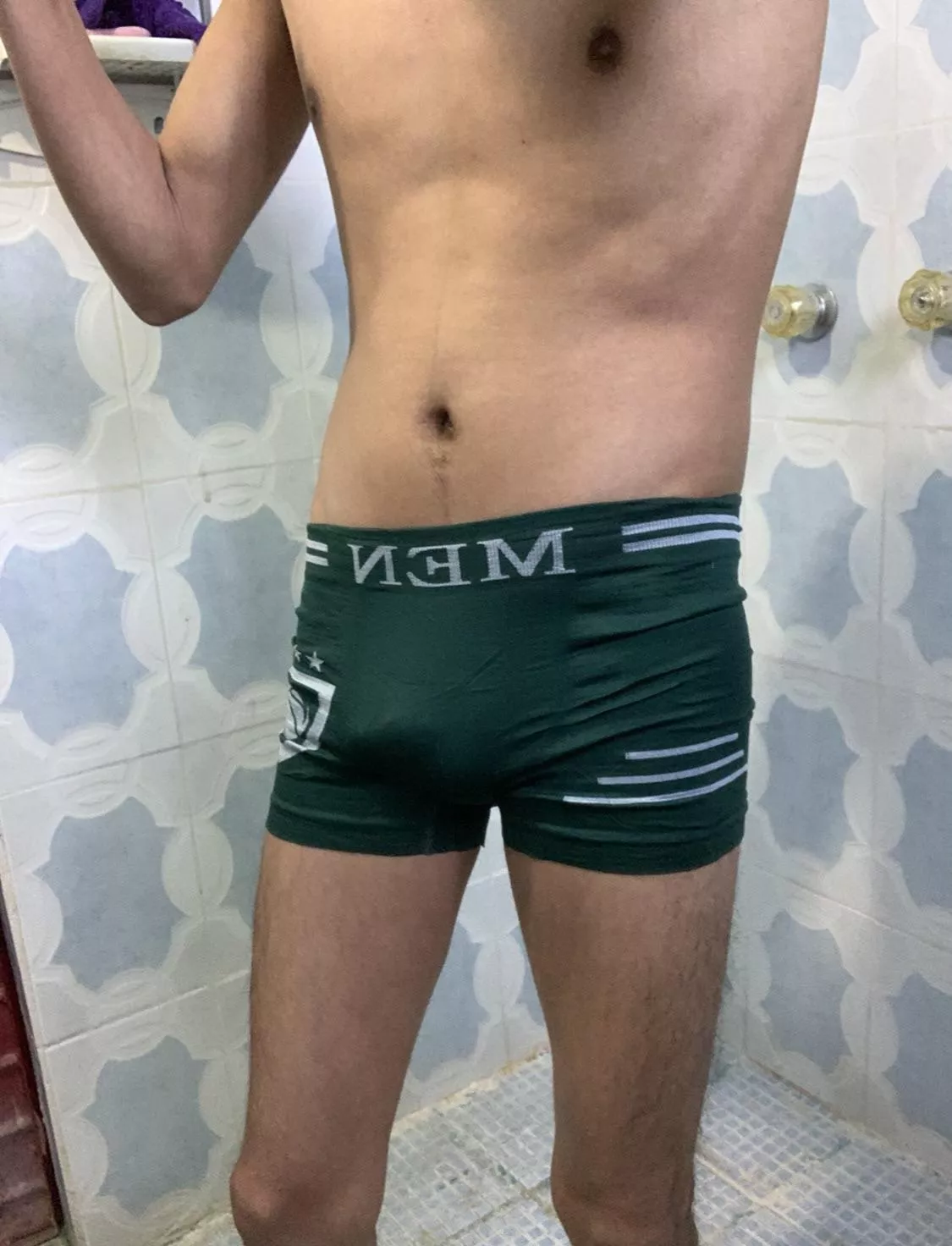 [19] Is it a good size?😈❤️‍🔥👄 posted by kiriii_ku