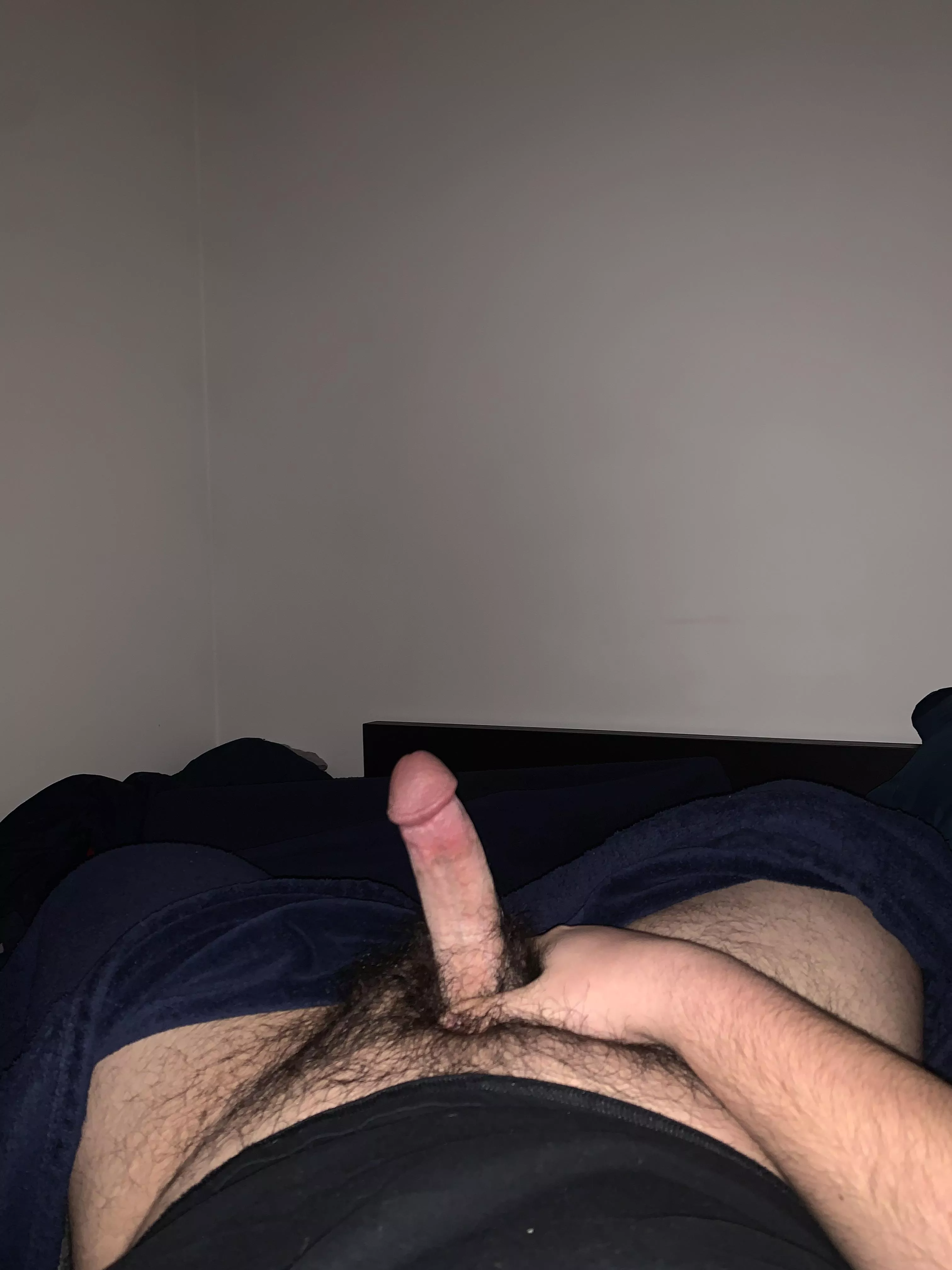 24m stocky bi army vet. lookin for a verbal lil bro or other verbal gooners. kinky+ sc: indecisives2163 posted by Low-Presentation5064