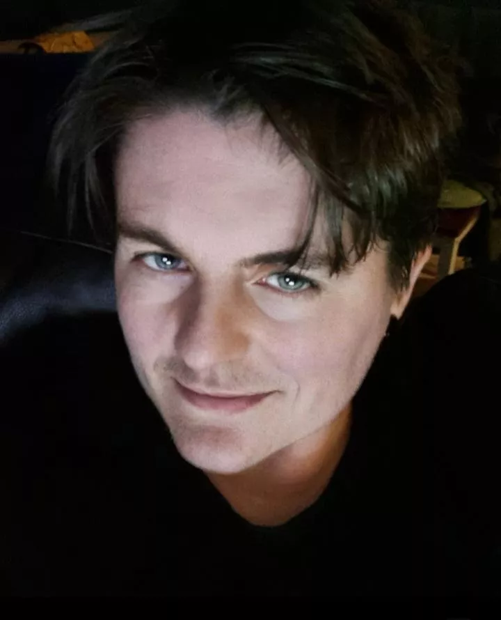 31PreT Vampire Vibes  posted by Valuable-Pear-5850