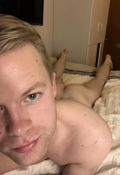 Butt and face :) by Upbeat-Internet-4001