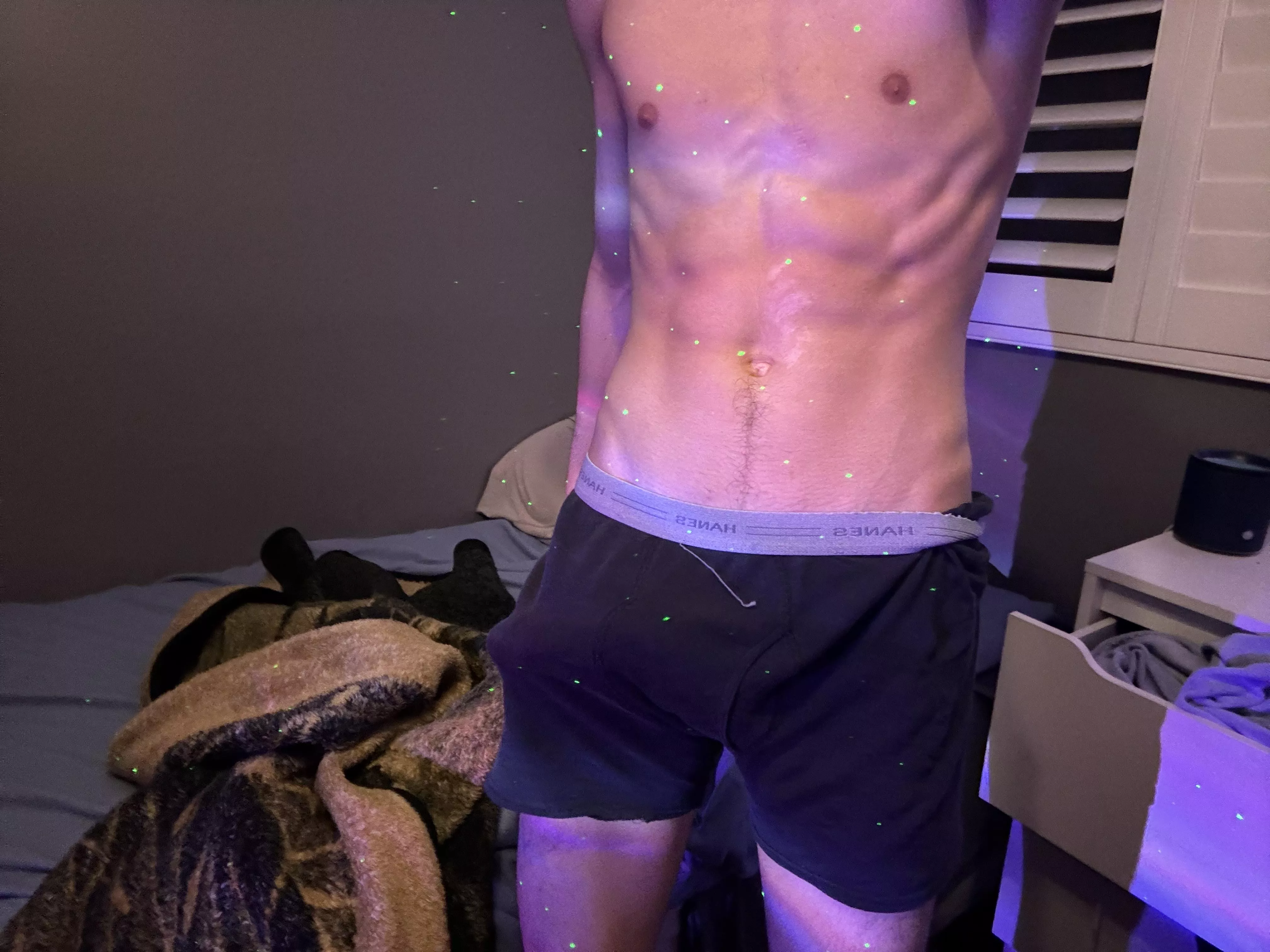 Can you still see my bulge in black ? posted by undercover_shh