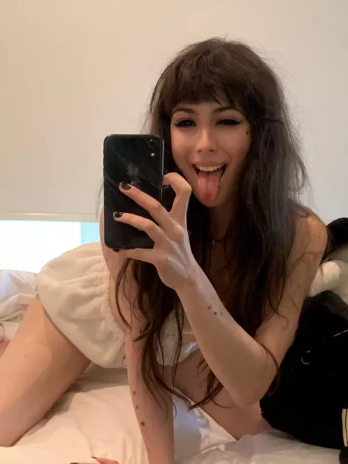 Come fill my egirl mouth up daddy 🤍 18f by smolrug