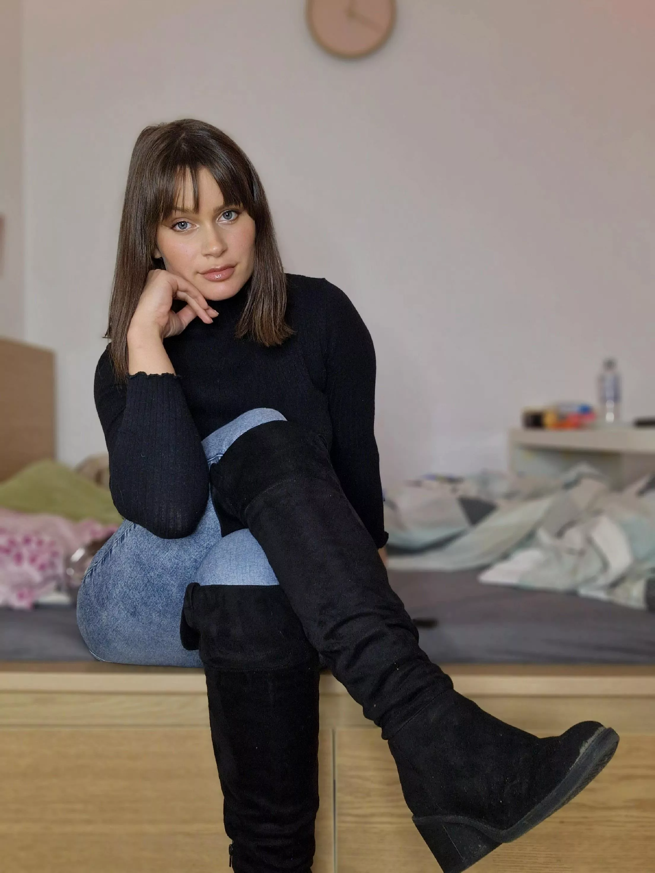 Do black boots suit me good? posted by lanbotdevminer