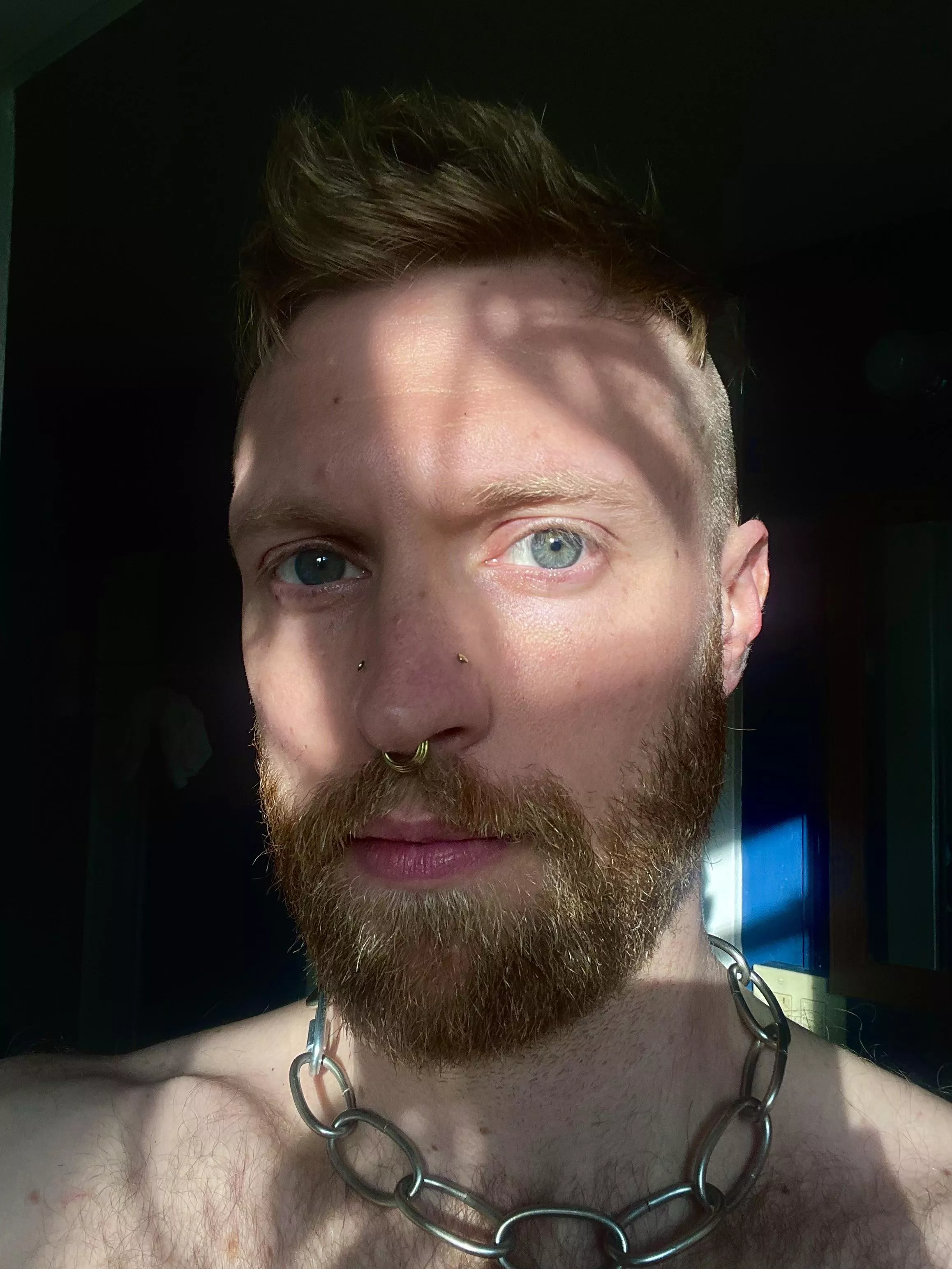 Dramatic lighting posted by _vuorinen