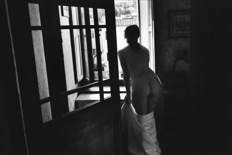 Greeting the day by AggravatingFee3480